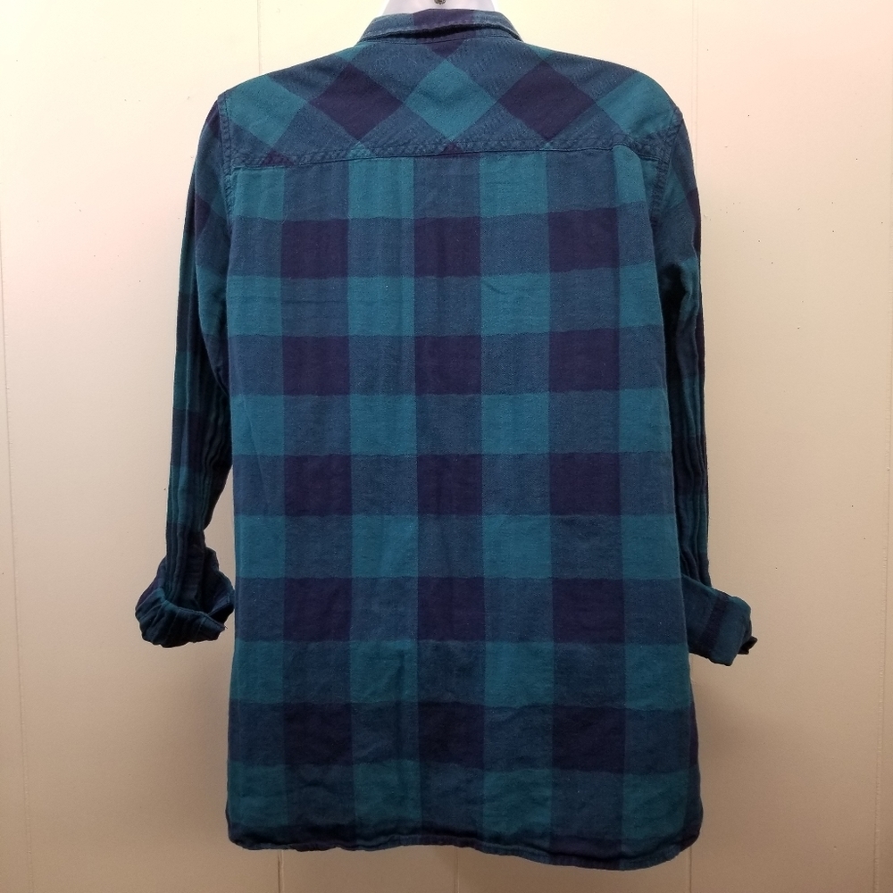 J Crew 8 Top Shrunken Boy Fit Blue Buffalo E0696 - Picture 4 of 5
